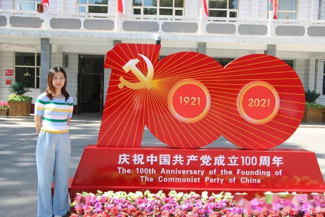 二次元美少女Ai手机壁纸:香魄已飞天上去,凤箫犹似月中闻
