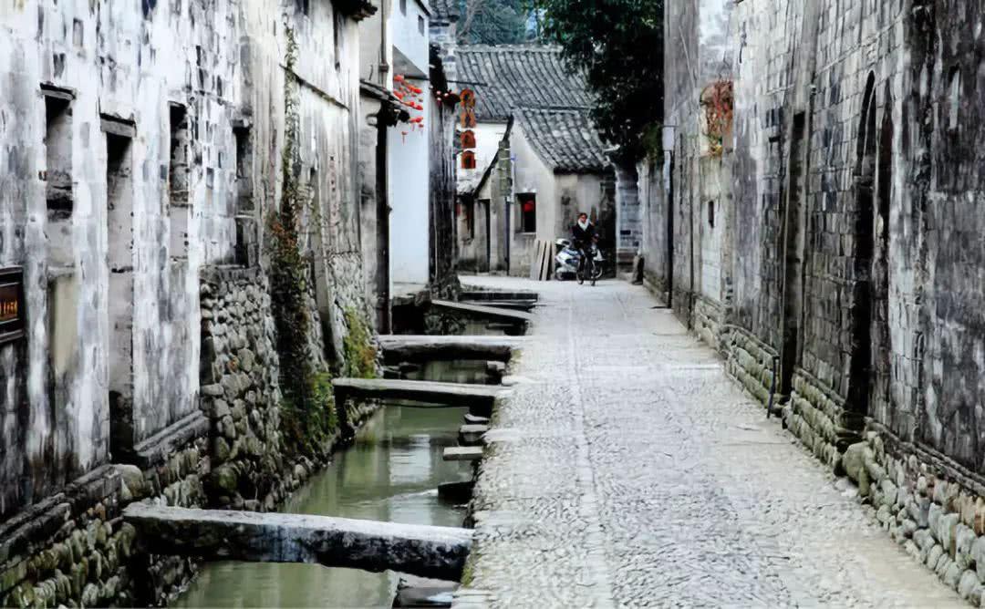 精灵嘉年华
