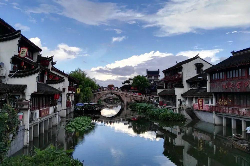 逃出安逸小乡村