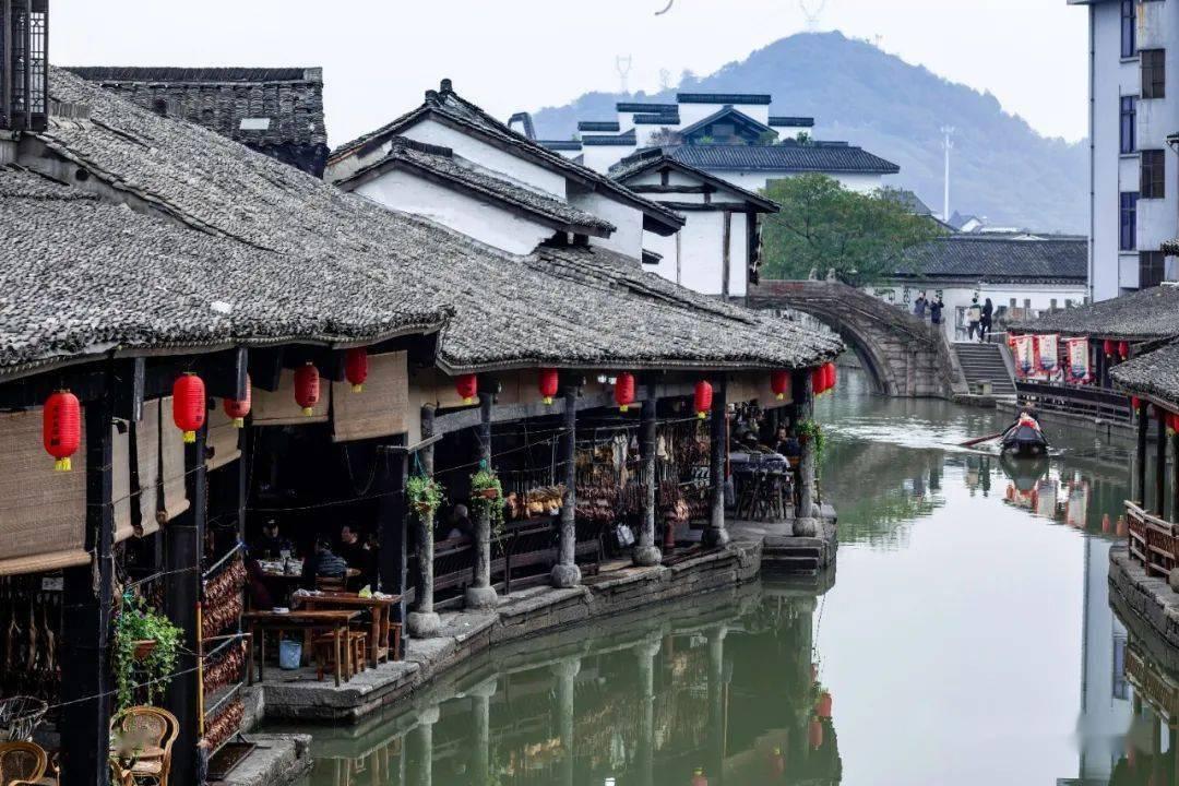 逃离整洁的杂物间